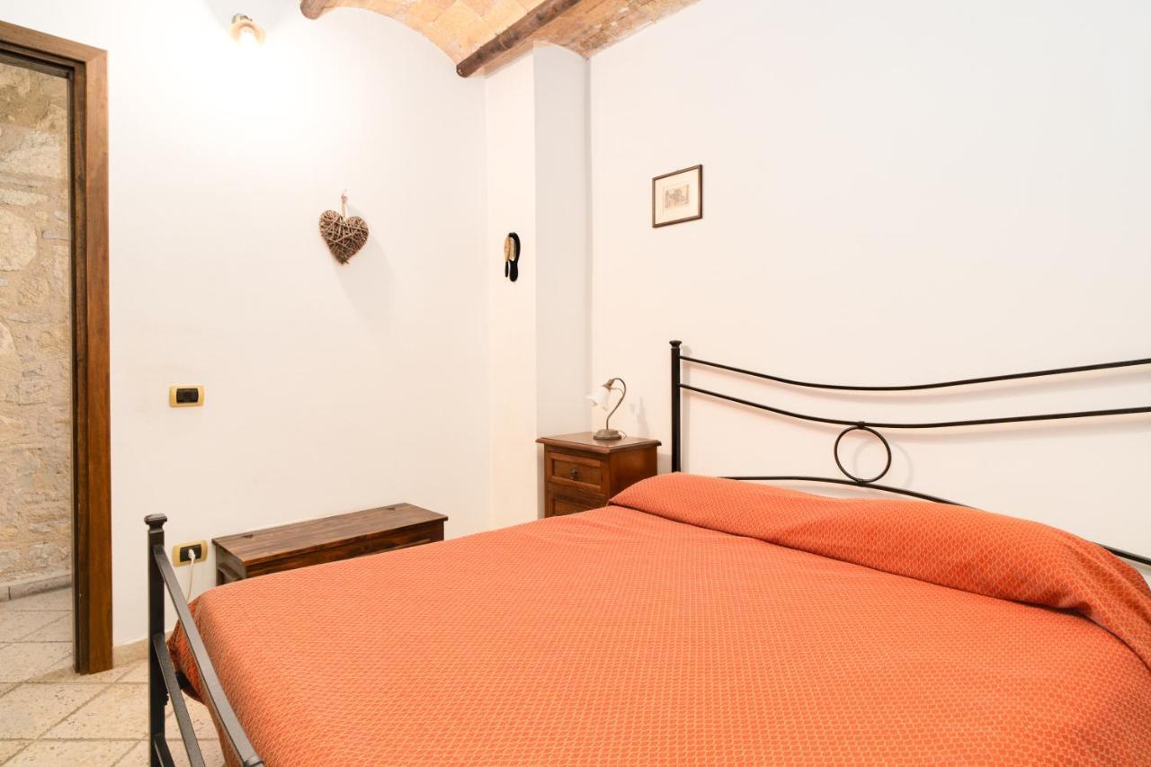 タルクイーニア La Casa Dell' Etruscoヴィラ エクステリア 写真